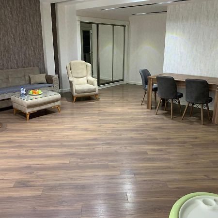 Park Azure Apartment Deluxe 2 Bedroom 巴库 外观 照片
