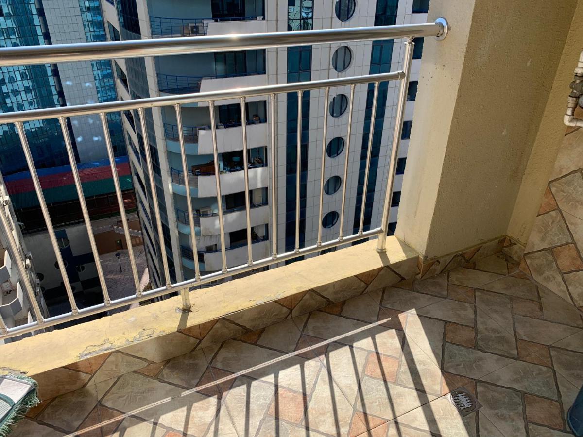 Park Azure Apartment Deluxe 2 Bedroom 巴库 外观 照片