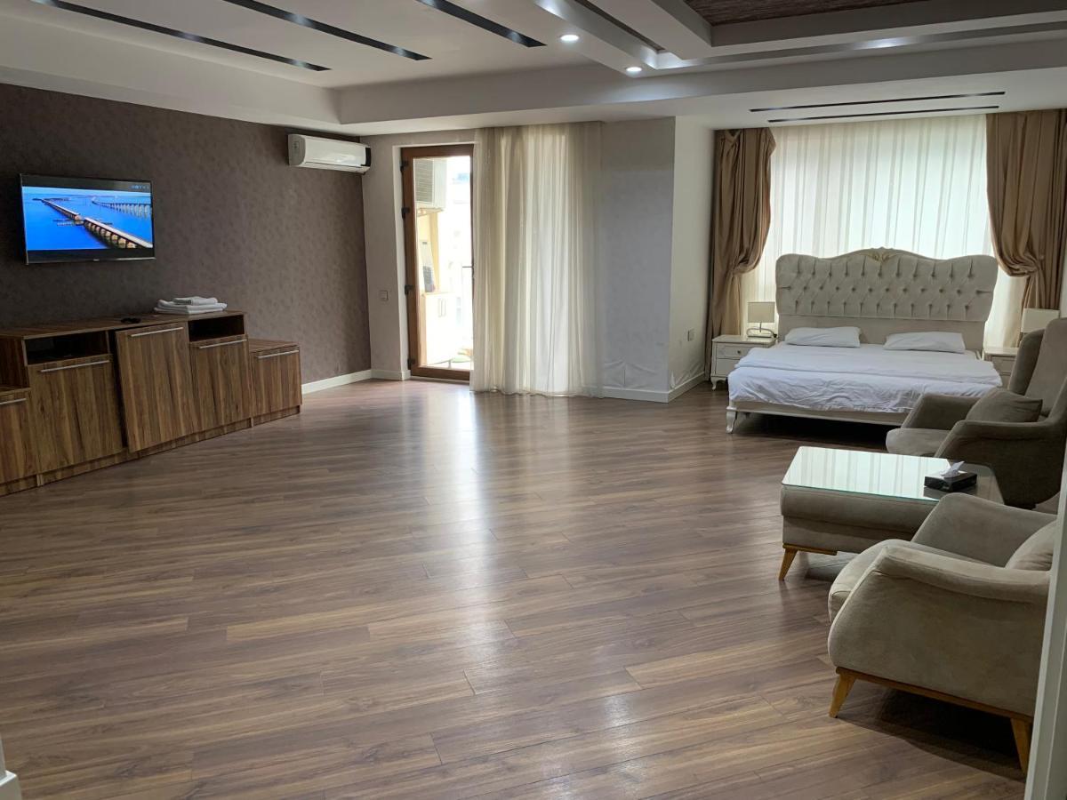 Park Azure Apartment Deluxe 2 Bedroom 巴库 外观 照片