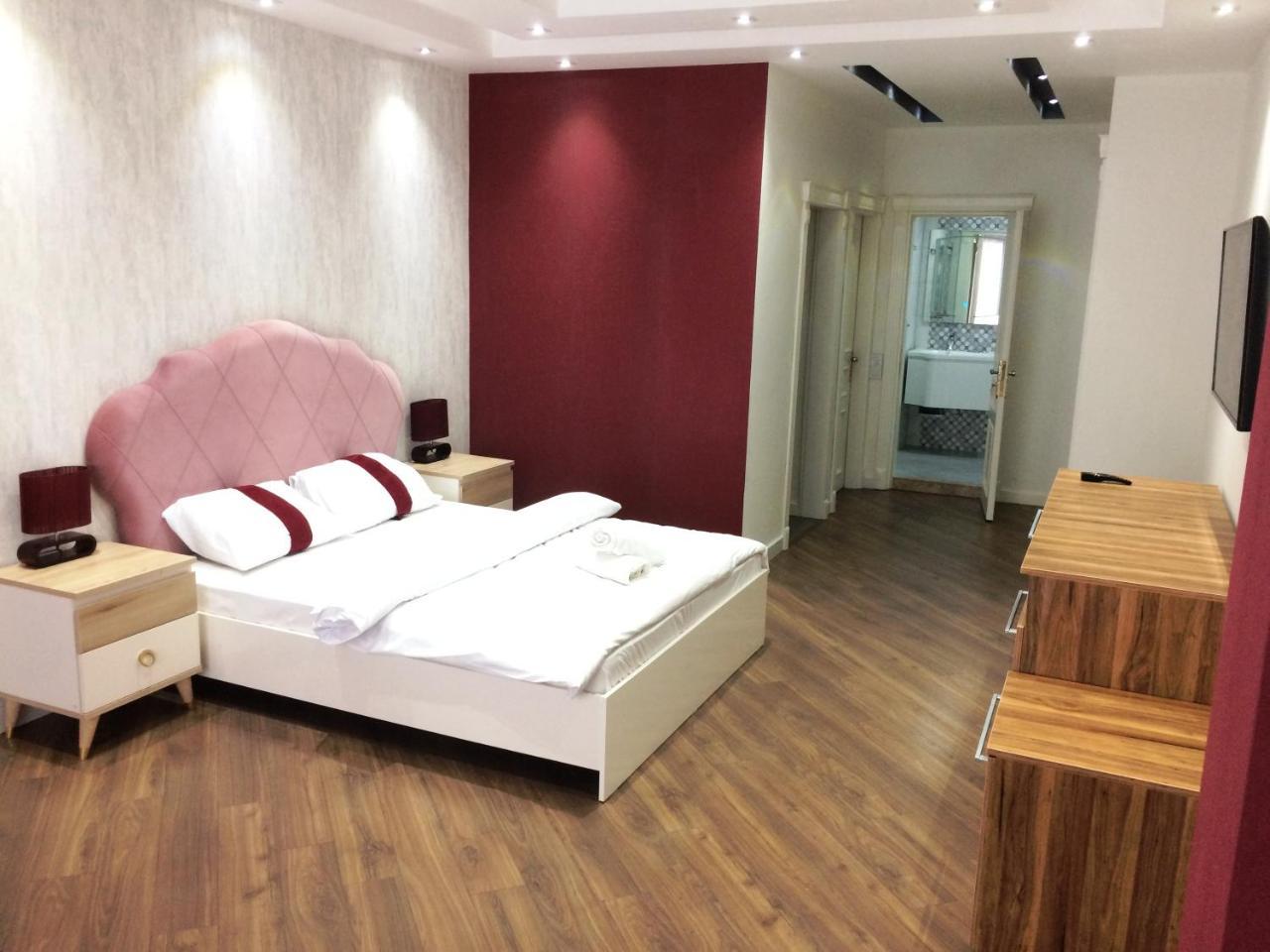 Park Azure Apartment Deluxe 2 Bedroom 巴库 外观 照片